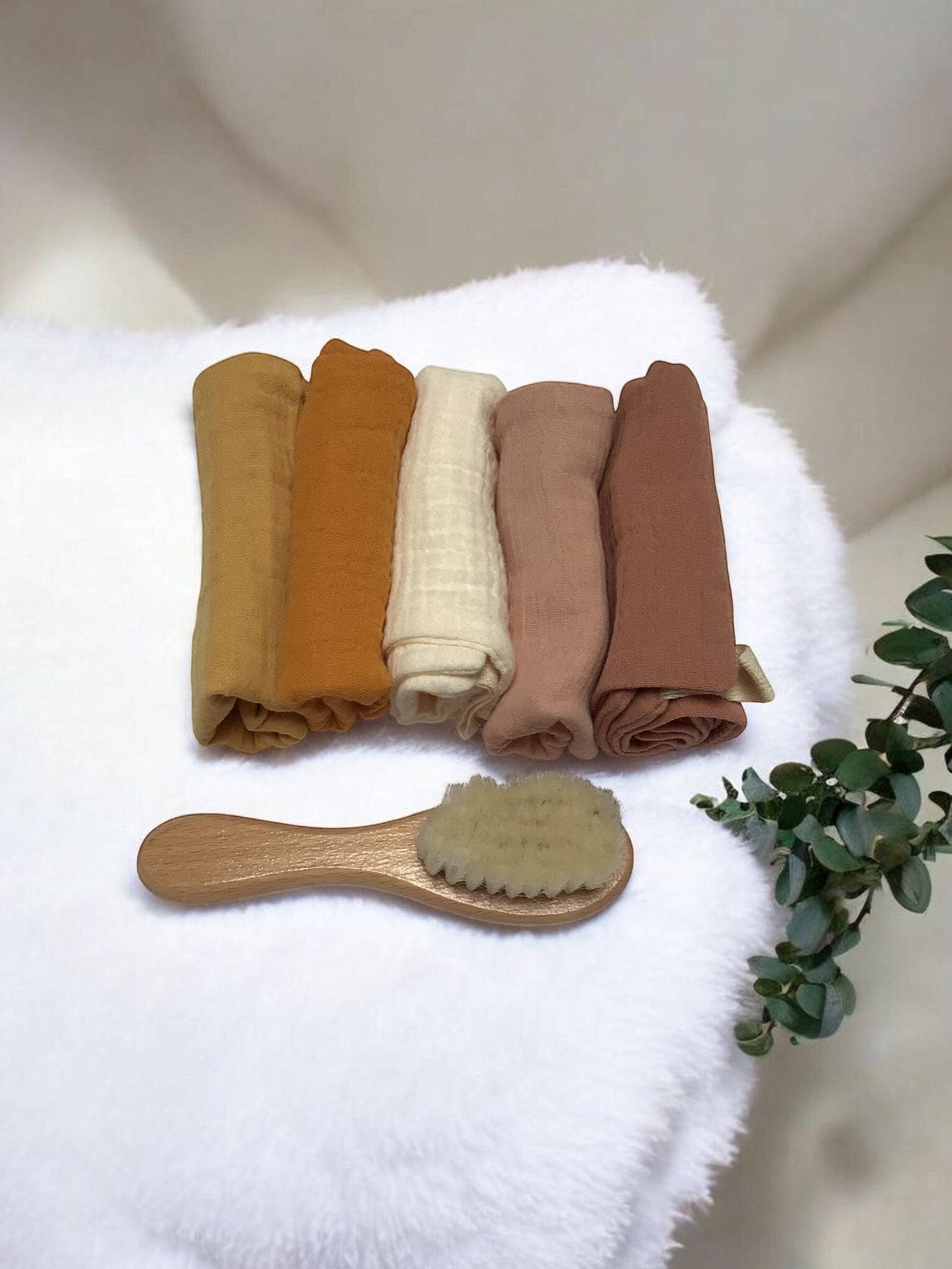 The Tiny Towel Duo